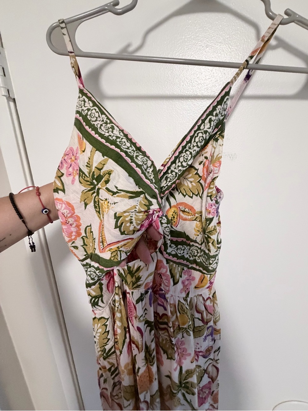 Floral Twist-Front Maxi Dress size medium - Picture 7 of 12